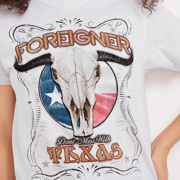 FOREIGNER band tee by goody two sleeves  x Maurice's white ss graphic, Size XXL - Picture 4 of 11
